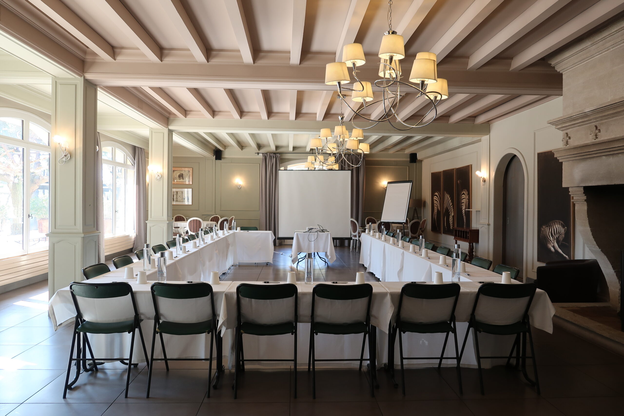 Meeting & Events (3)
