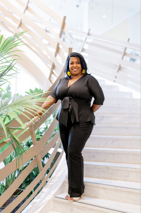 1 Priscilla-Bibas-Officiante.jpg