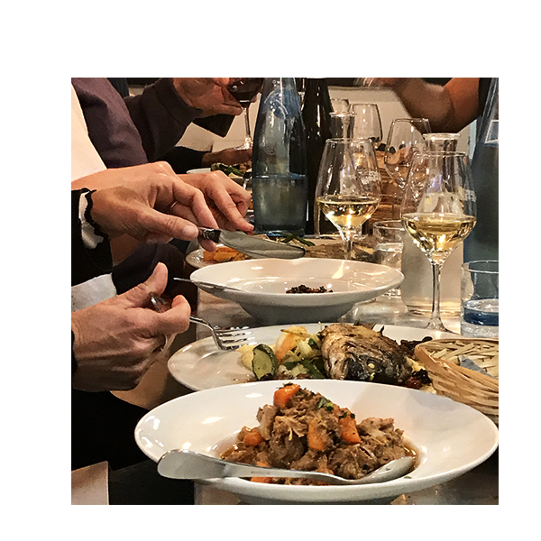 le-restaurant-cuisine-centr-halles-restaurant-avignon-879069-6-635f7c990a7c3